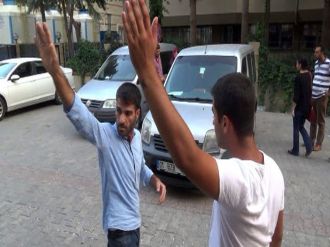 FETÖ’cü yakınlarından görevini yapan basına tepki