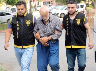 Camiden bağış kutusu çalan yaşlı adam tutuklandı