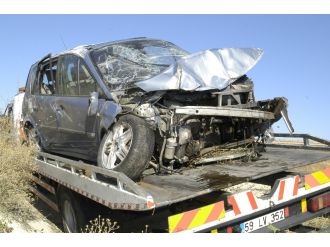 Otomobil şarampole uçtu: 4 yaralı