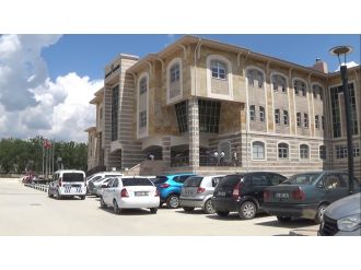 Eski Zaman gazetesi yazarı yakalandı