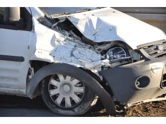 Para nakil aracı kaza yaptı