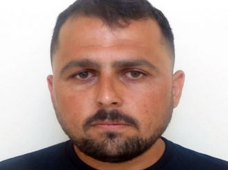 Lastik patlatarak 1 milyon lira çaldı