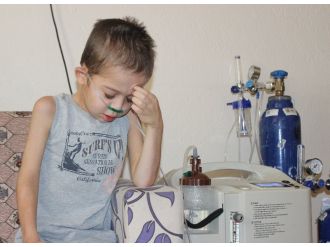 Oksijen tüpüyle yaşam mücadelesi: Ona yardım elinizi uzatın