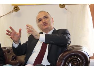 Bakan Özlü: Obama Nobel Barış Ödülünü hak etmedi