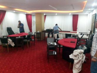 Hukuk bürosu görünümlü kumarhaneye baskın
