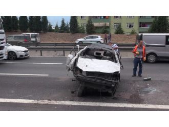 TEM’de kaza: 3 yaralı