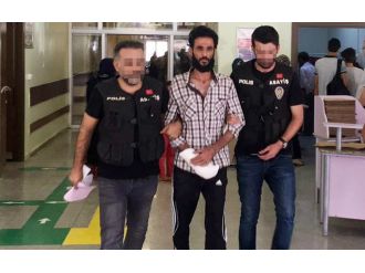 Kan izleri katili ele verdi