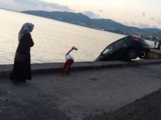 Kadın sürücü dehşeti yaşadı