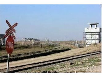 Karkamış’a roket düştü