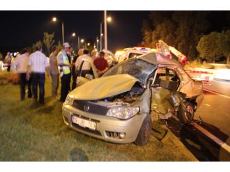 Düğün dönüşü feci kaza: 3 ölü