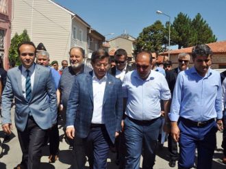 Davutoğlu: Bütün bu gelişmeler gösteriyor ki...