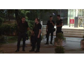 İsrail Başkonsolosluğu’na girmeye çalışan 5 kişiye gözaltı