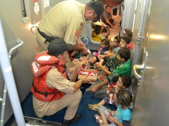 Aralarında çocuklar da vardı !