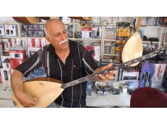 Hainlere türkü ile seslendi