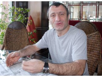 Ünlü oyuncuyla ilgili kafa karıştıran açıklama