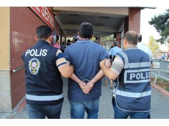 Serbest bırakılan 51 polis yeniden gözaltında