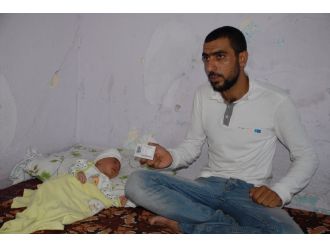 Suriyeli aile bebeklerine ’Recep Tayyip Erdoğan’ adını verdi