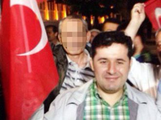 Demokrasi nöbetine katılan kaymakam tutuklandı