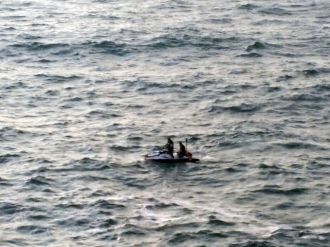 Dev dalgalar baba ve oğlunu yuttu