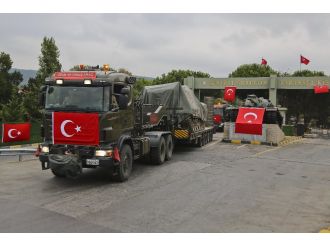 İstanbul’daki tanklar taşınmaya devam ediliyor