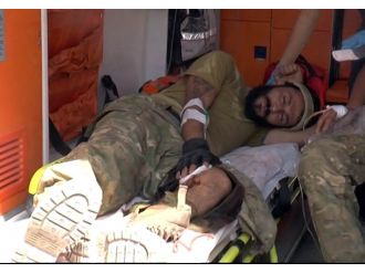 Cerablus’ta yaralanan ÖSO askerleri Türkiye’ye getirildi