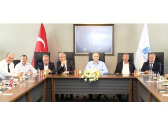 Bakan Özlü’den Kılıçdaroğlu’nun konvoyuna yapılan saldırıya kınama