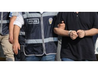 Eski İzmir Emniyet Müdürüne FETÖ’den tutuklama