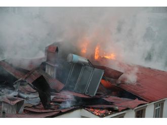 Mangal keyfi yangınla bitti