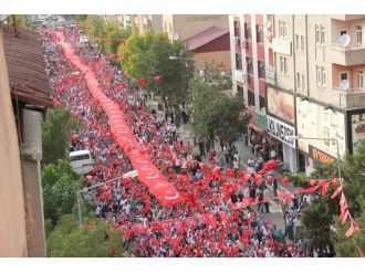 Bingöl’de binler teröre lanet yağdırdı