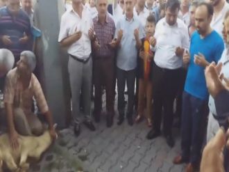 FETÖ’den serbest kalan belediye başkanı kurban kesti