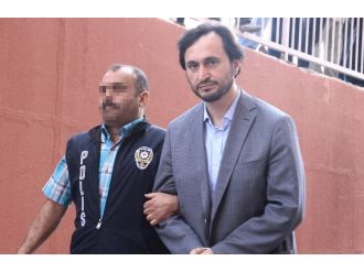 Eski AK Partili başkan ve 35 iş adamı FETÖ’den tutuklandı