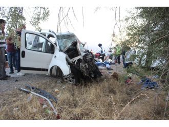 Düğün yolu kana bulandı: 7 ölü