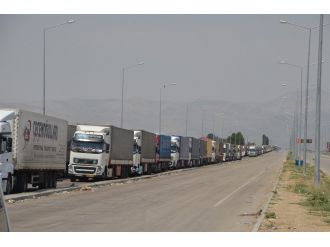 Gürbulak Sınır Kapısı’nda TIR kuyruğu