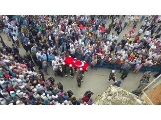 Bursa şehidini uğurladı