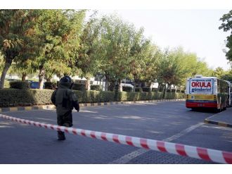 Otobüste şüpheli çanta alarmı