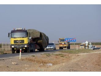 Saldırıya uğrayan tank Türkiye’ye getirildi