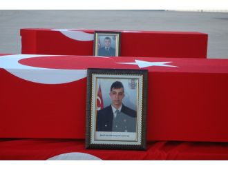 Şehitler memleketlerine uğurlandı