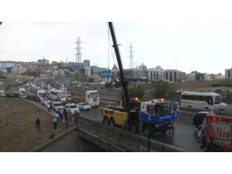 İstanbul’da yağış kaza getirdi: 1 ölü