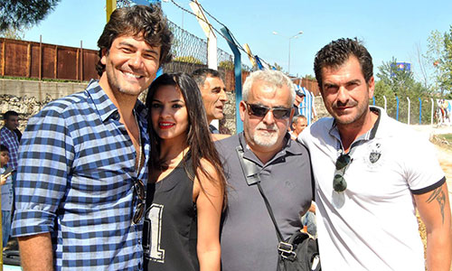 Ünlülerin Sıra Dışı Kartvizit Modası