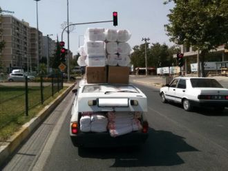 Kamyon değil otomobil