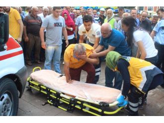 Eşine kurşun yağdırdı, linç edilmekten polis kurtardı