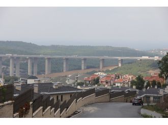 Yeni köprü bölgedeki konut fiyatlarını artırdı
