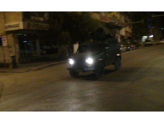 Askeri araca saldırı: 2 asker yaralı