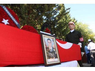 Şehit Uzman Çavuş son yolculuğuna uğurlandı