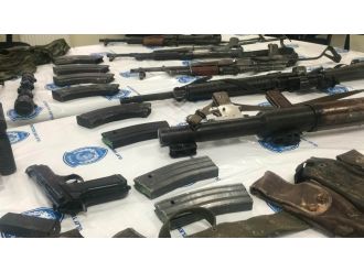 Sığınaklar imha edildi, çok sayıda mühimmat ele geçirildi