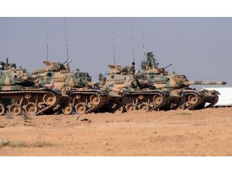 Sınıra sevkıyat sürüyor