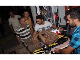 İki servis aracı çarpıştı: 14 yaralı