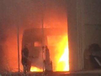 Tamir için geldi, alev alev yandı