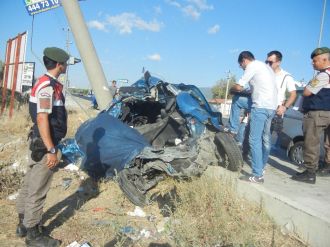 Edremit’te tur otobüsü faciası: 2 ölü