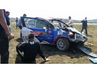 Rallideki kaza kamerada